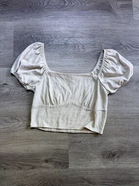La Hearts Cream Puff Sleeve Square Neck Crop Top